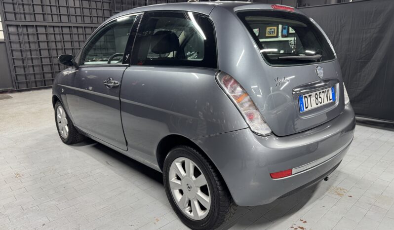 Lancia Ypsilon 1.2 Oro Car Play Neopatentati full
