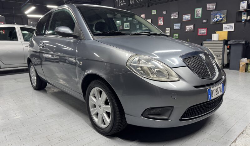 Lancia Ypsilon 1.2 Oro Car Play Neopatentati full
