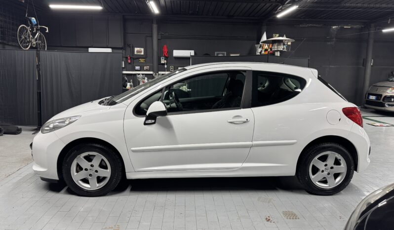 Peugeot 207 1.4 VTi Active CarPlay Neopatentati full