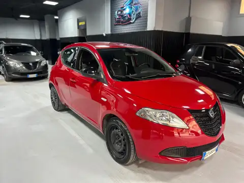 Lancia Ypsilon 1.2 8v Gold