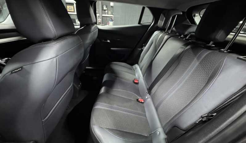 Peugeot 2008 II 1.2 Puretech Allure Pack s full