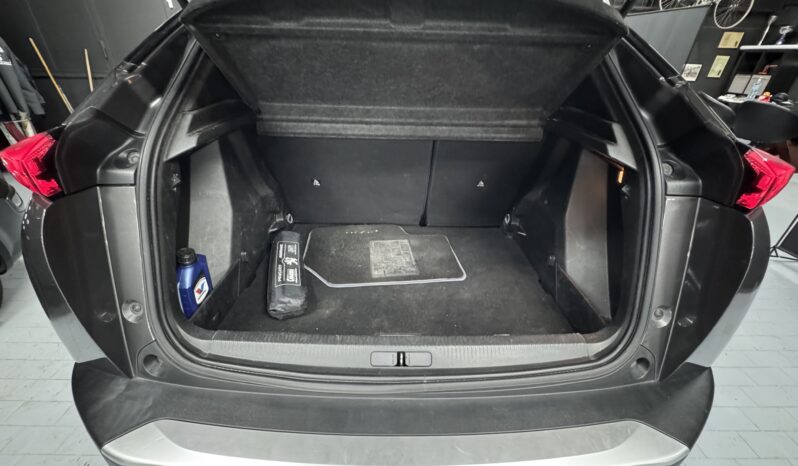 Peugeot 2008 II 1.2 Puretech Allure Pack s full