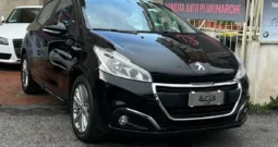 Peugeot 208 1.2 neopatentati
