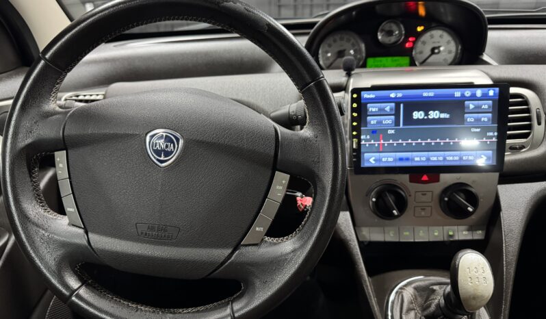 Lancia Ypsilon 1.2 CarPlay Neopatentati full