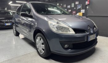 Renault Clio 1.2 Confort CarPlay Neopatentati full