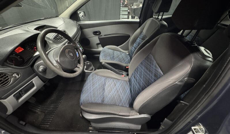 Renault Clio 1.2 Confort CarPlay Neopatentati full