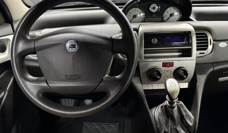 Lancia Ypsilon 1.2 Oro Neopatentati full