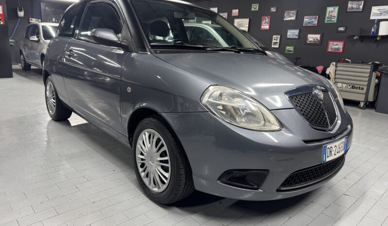 Lancia Ypsilon 1.2 Oro Neopatentati full