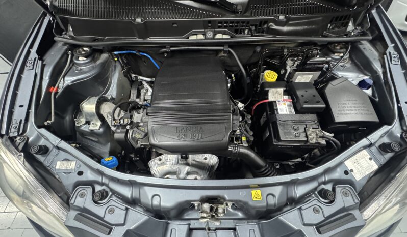 Lancia Ypsilon 1.2 Oro Neopatentati full