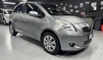 Toyota Yaris 1.3 VVT-i Sol Neopatentati full