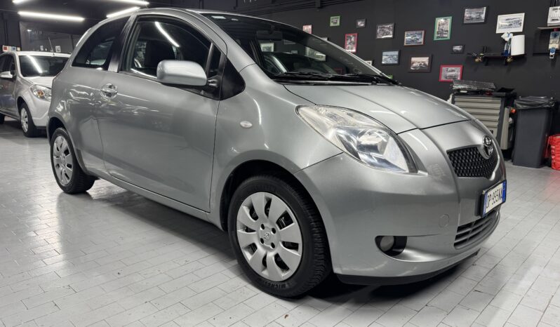 Toyota Yaris 1.3 VVT-i Sol Neopatentati full