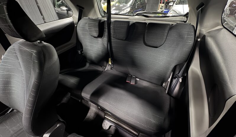 Toyota Yaris 1.3 VVT-i Sol Neopatentati full