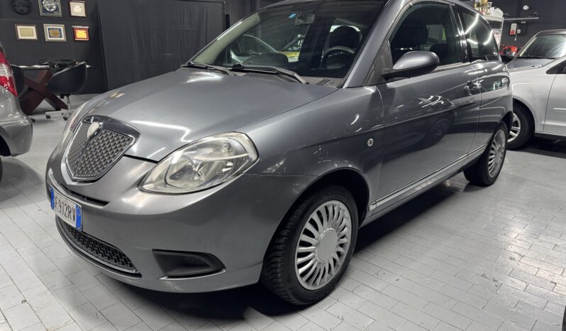Lancia Ypsilon 1.2 Oro Neopatentati