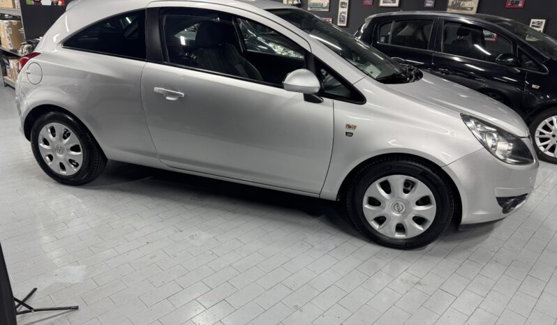 Opel Corsa 1.2 Edition Neopatentati full